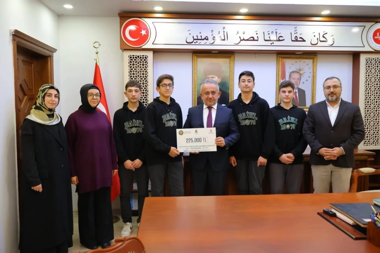 Bayburt İmam Hatip Lisesinden Filistin’e yardım