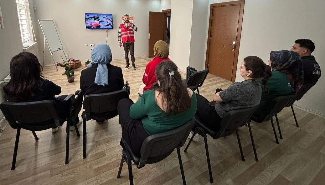Bayburt Kızılay’dan ’Afet ve İlkyardım’ eğitimi
