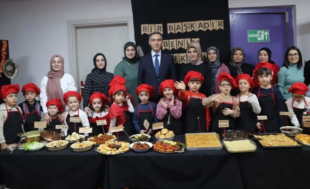 Bayburt’ta ’Ailemle Eğitim Yolculuğum’ projesi kapsamında renkli etkinlikler yapıldı
