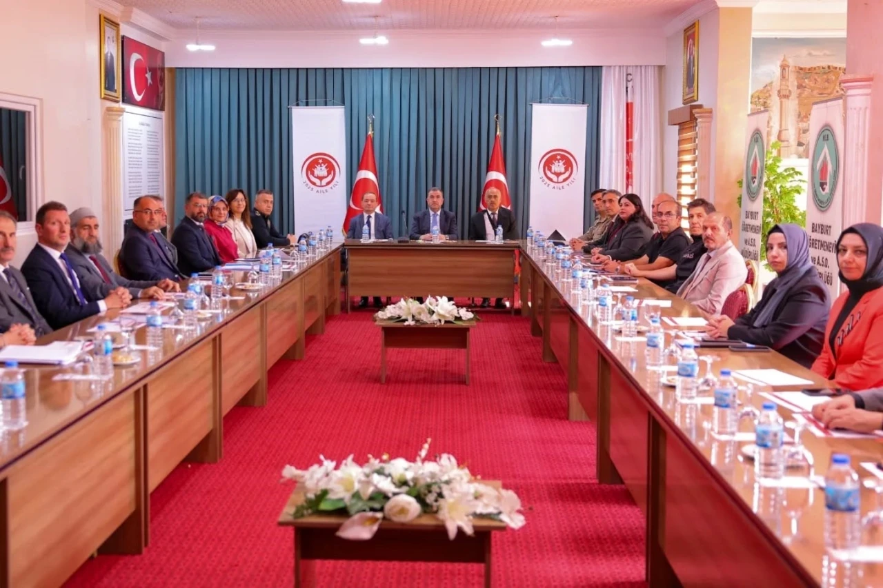 Bayburt’ta Ailenin Korunması ve Güçlendirilmesi İl Koordinasyon Kurulu Toplantısı gerçekleştirildi
