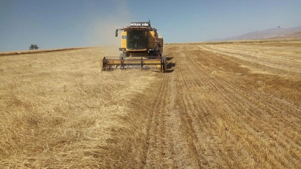 Bayburt&rsquo;ta besici ve yetiştiricilere yemlik arpa satışı yapılacak
