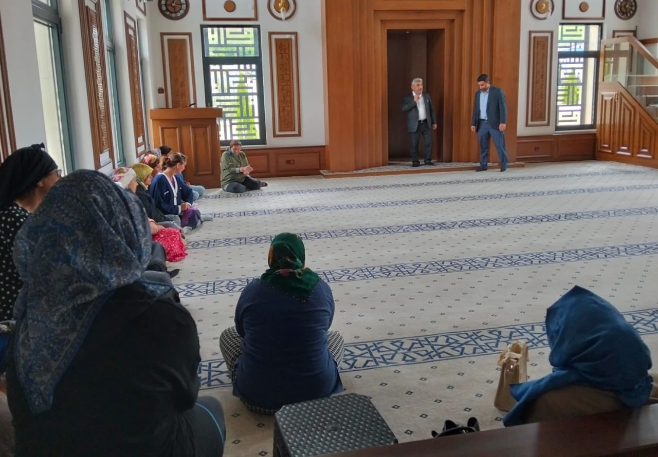 Bayburt’ta ’Cami-Engelli Buluşması’ etkinlikleri devam ediyor.
