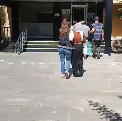 Bayburt’ta evden hırsızlık suçuna karışan 3 şüpheli tutuklandı
