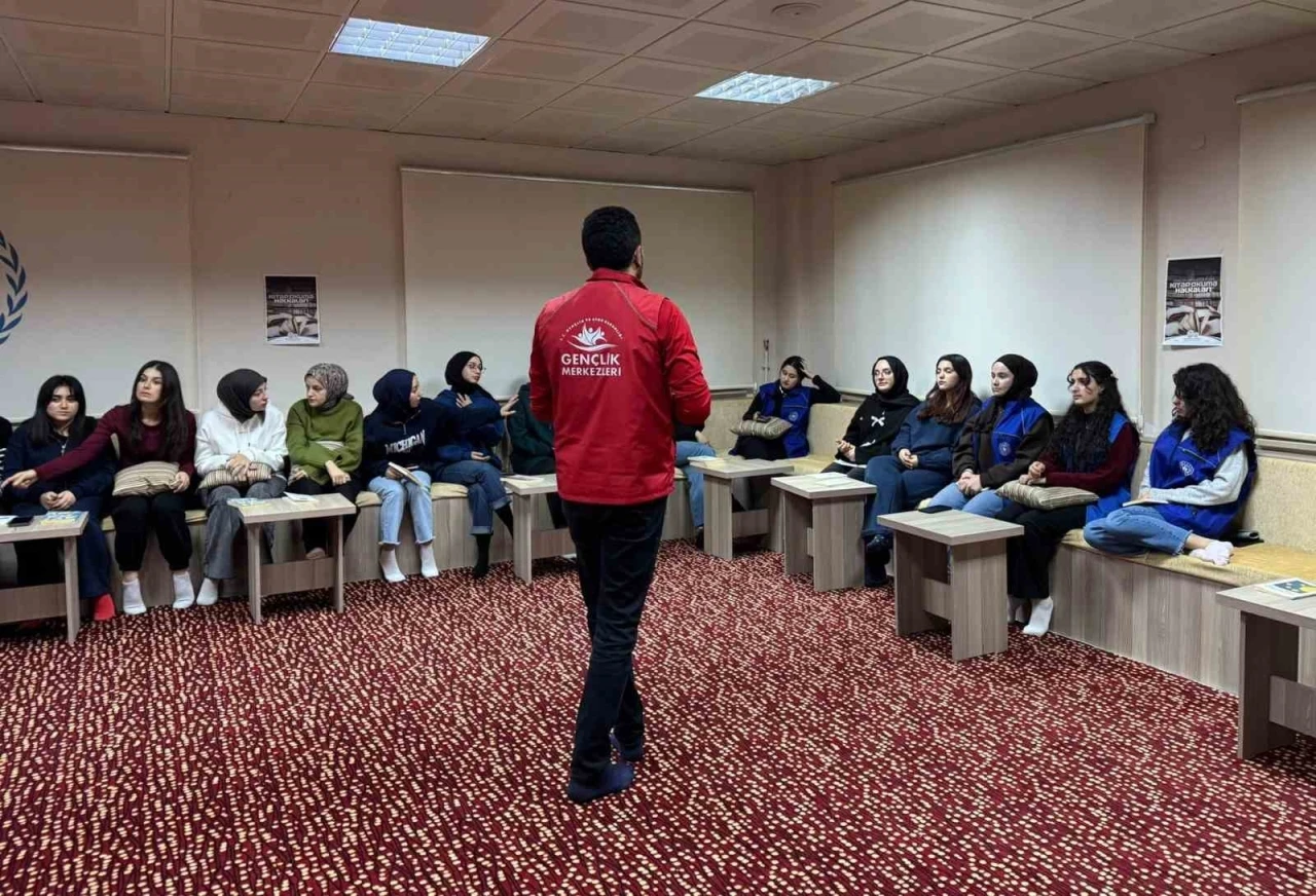 Bayburt’ta gençler bağımlılığa karşı bilgilendirildi
