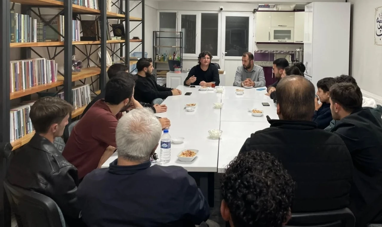 Bayburt’ta ‘Gençlik Buluşmaları’ programı devam ediyor
