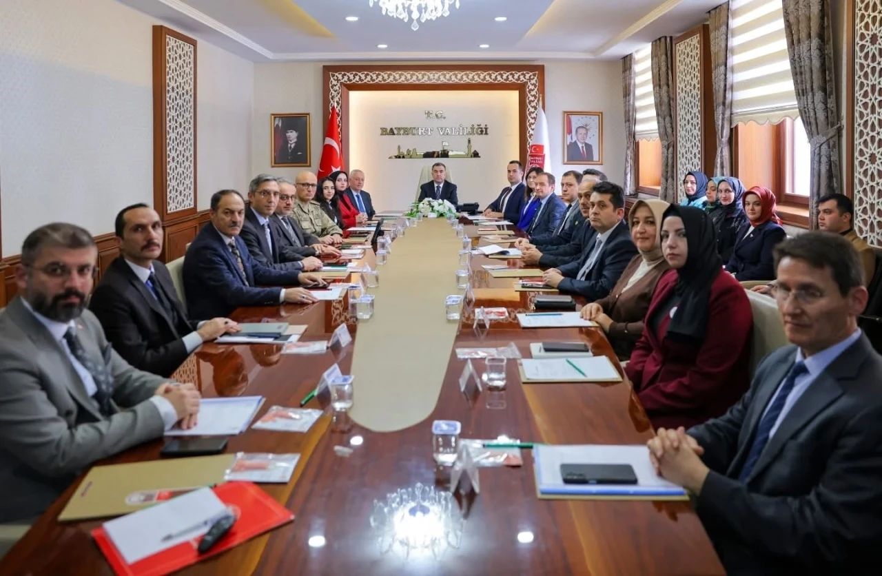 Bayburt&rsquo;ta kadına y&ouml;nelik şiddetle m&uuml;cadele toplantısı
