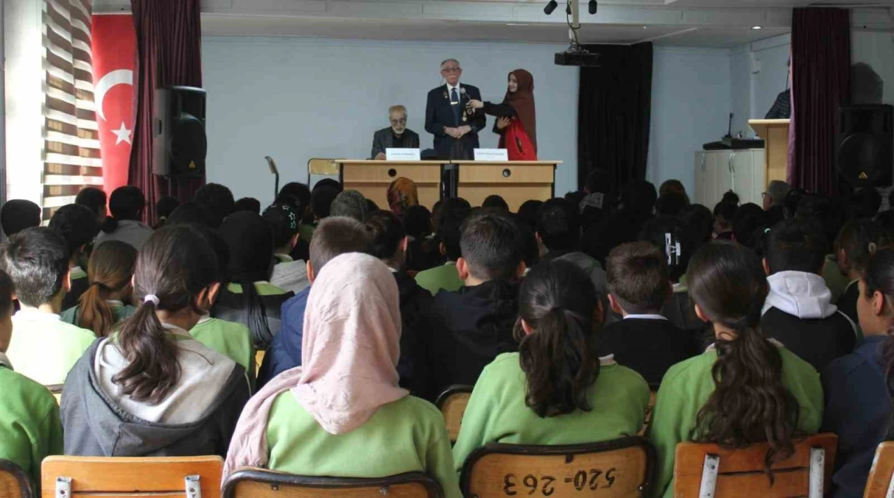 Bayburt’ta ‘Vatan ve Kahraman Buluşmaları’ etkinlikleri devam ediyor
