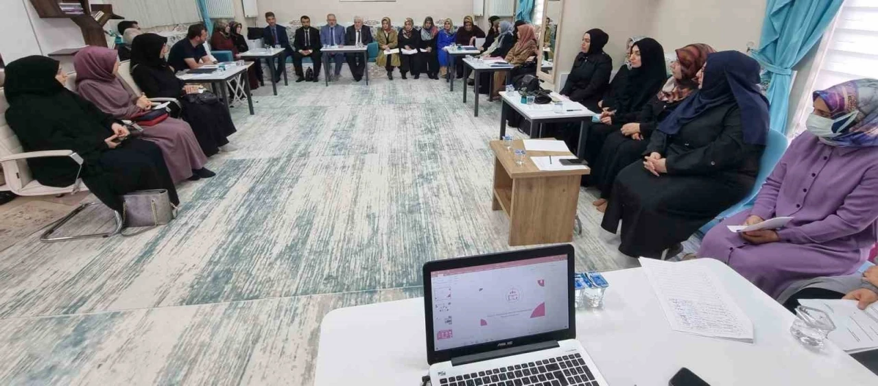 Bayburt’ta ’Yerinde Rehberlik’ programı düzenlendi
