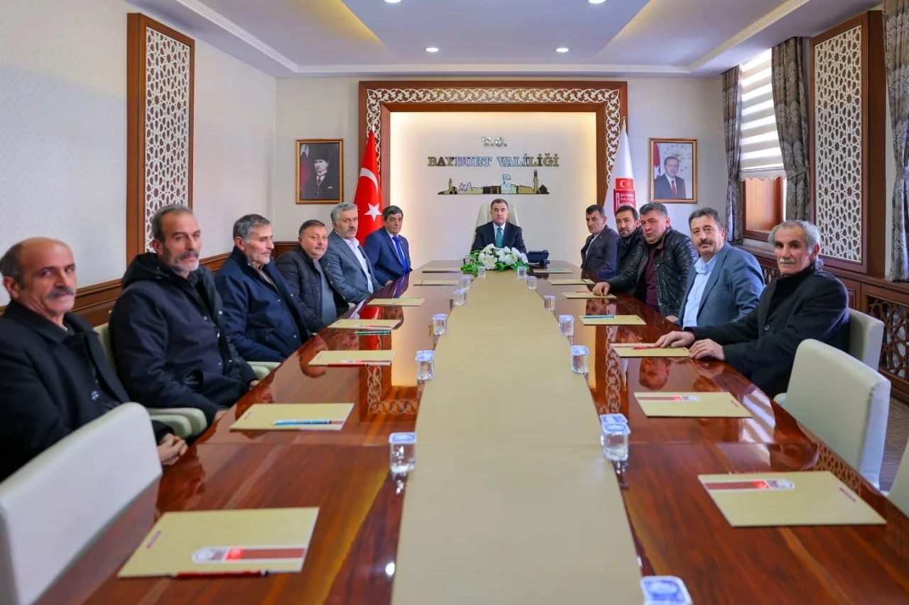 Bayburt&rsquo;un tarımsal sulama altyapısı toplantıda değerlendirildi
