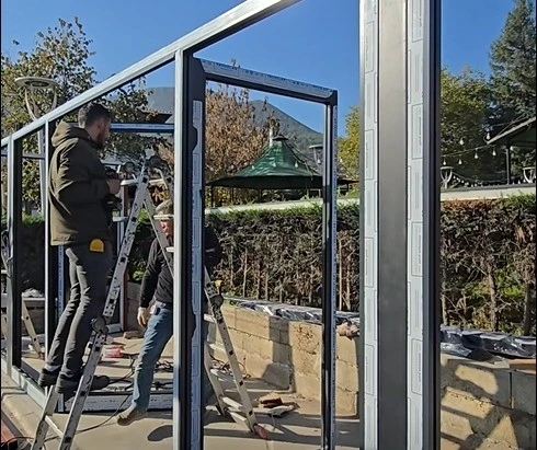 Bayırköy’de yeni nesil durak hizmeti başladı
