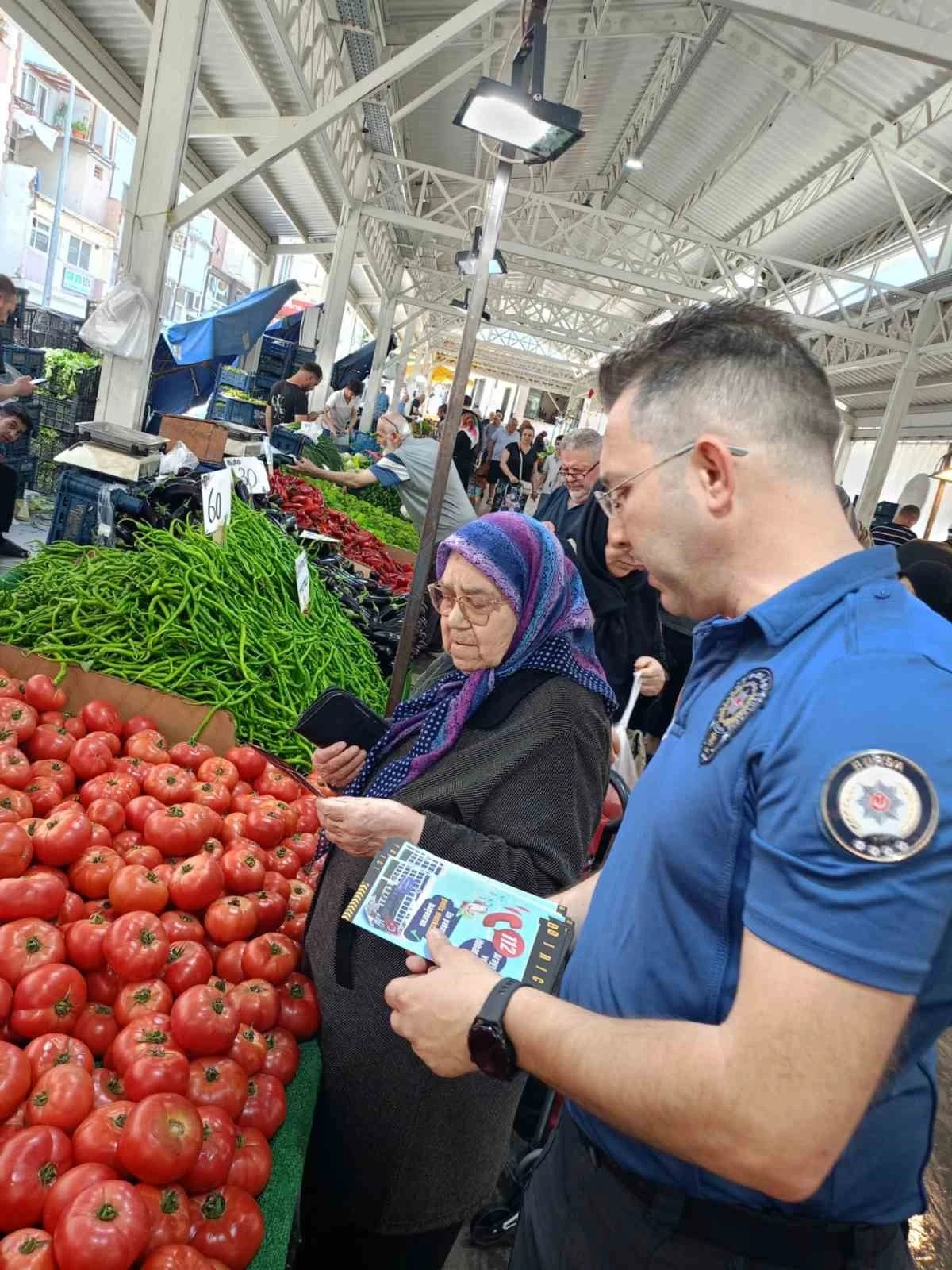 Bayram öncesi dolandırıcılara karşı harekete geçtiler
