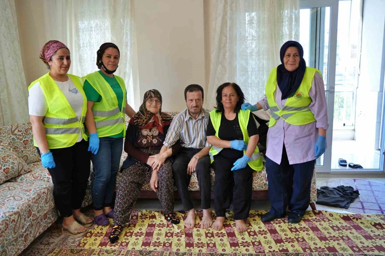 Bayram öncesi şehit annesini duygulandıran hizmet

