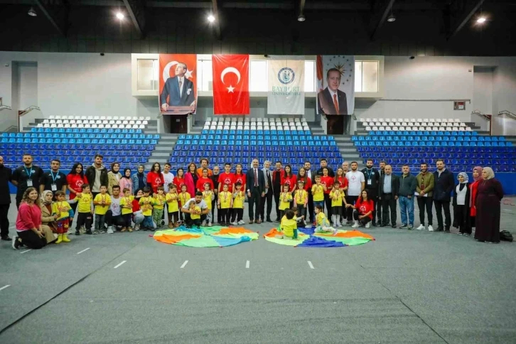 BAY&Uuml; &Ccedil;ocuk Şenliği, futbol turnuvası elemeleri ile ses yarışması elemeleriyle tamamlandı

