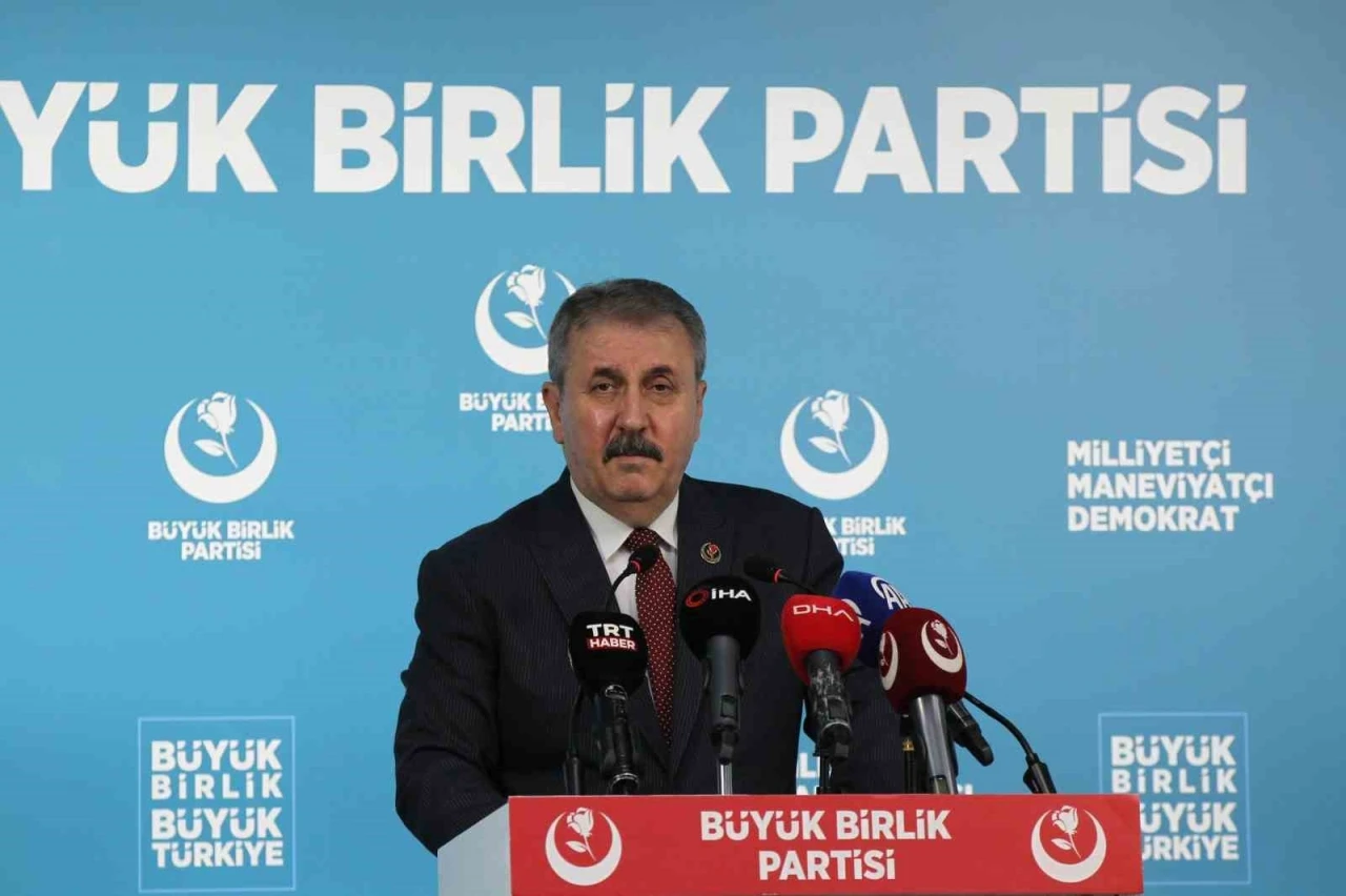 BBP Genel Başkanı Destici: &quot;Bizim yerimiz net bir şekilde Pakistan’ın yanıdır&quot;
