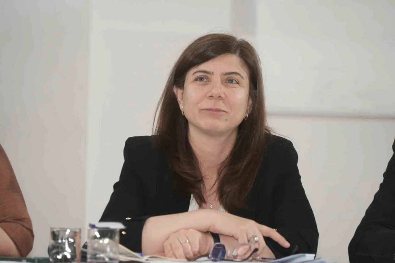 Belediye Başkanı Bucak anız yangınlarına karşı muhtarları uyardı

