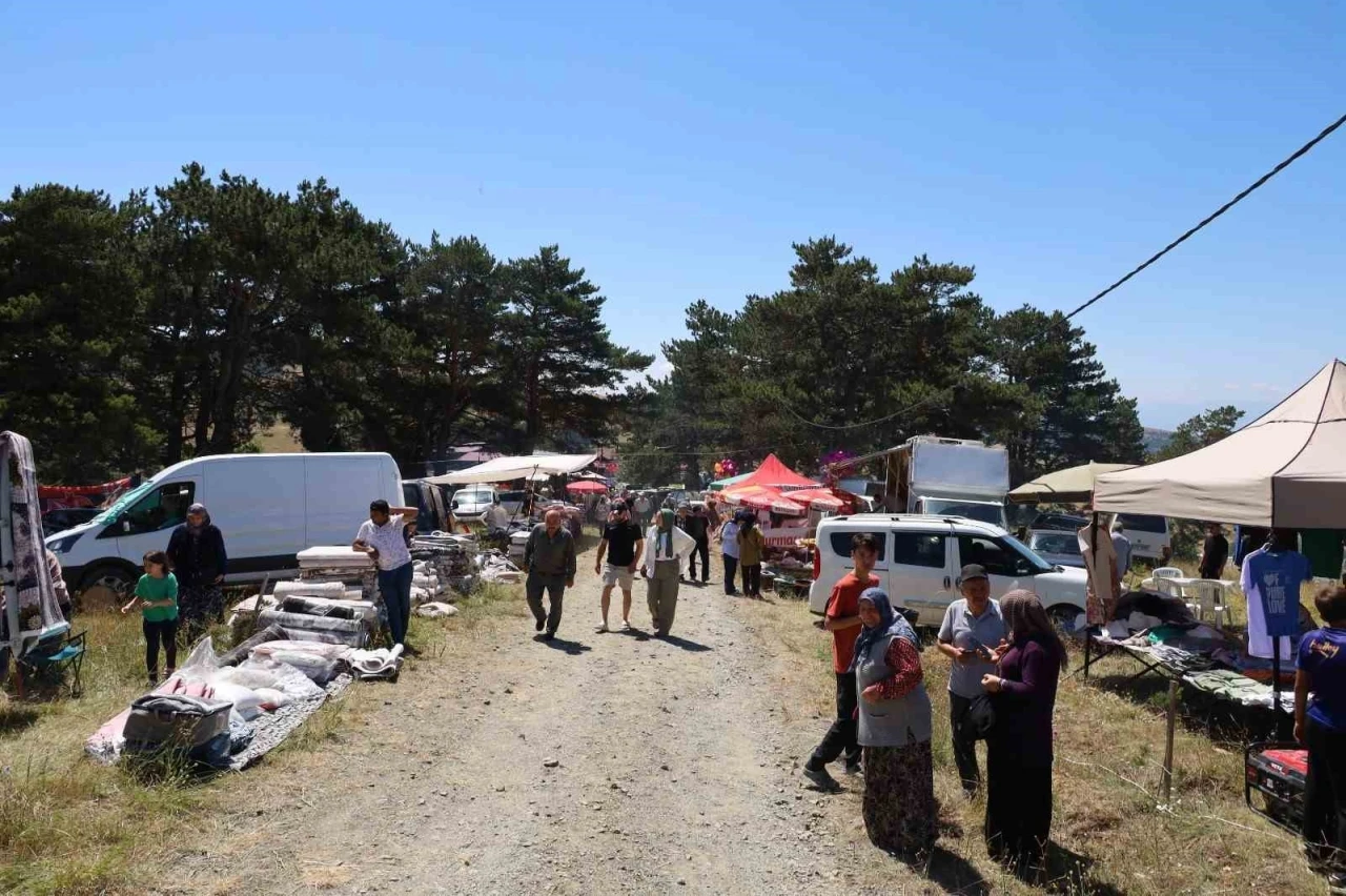 Beng&uuml; Yaylası&rsquo;nda 30. yıl coşkusu: Gurbet ile sıla yeniden buluştu
