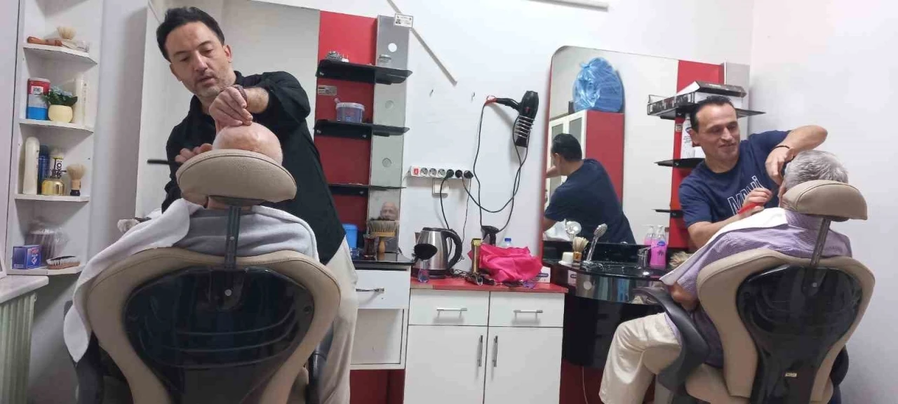 Berberler Odasından Huzuervinde kalan yaşlılara ücretsiz kişisel bakım

