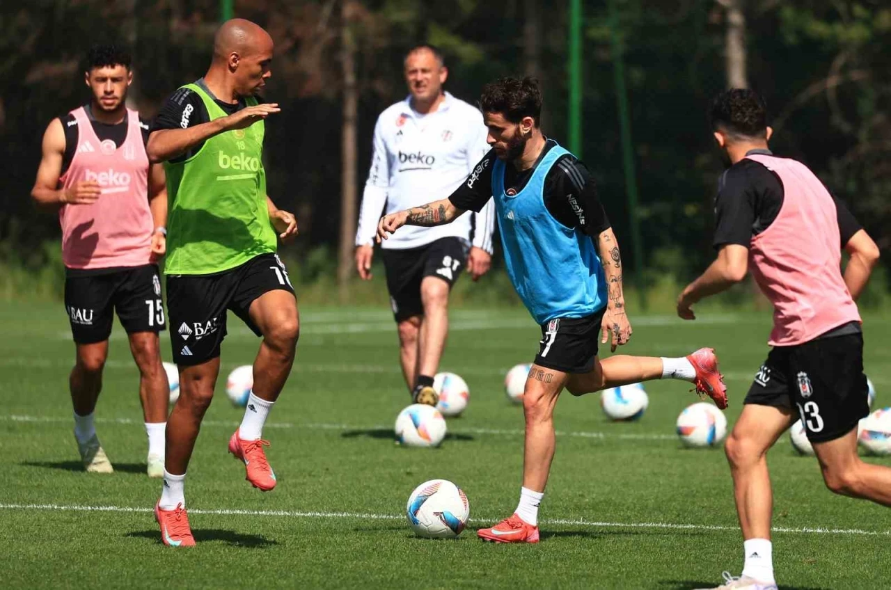 Beşiktaş, Adana Demirspor maçı hazırlıklarına başladı
