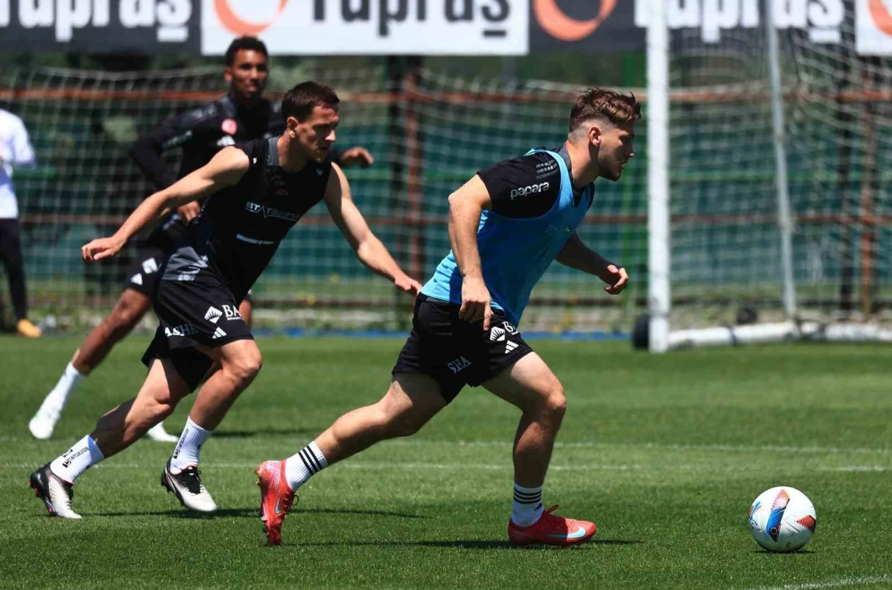 Beşiktaş, Alanyaspor maçı hazırlıklarını sürdürdü
