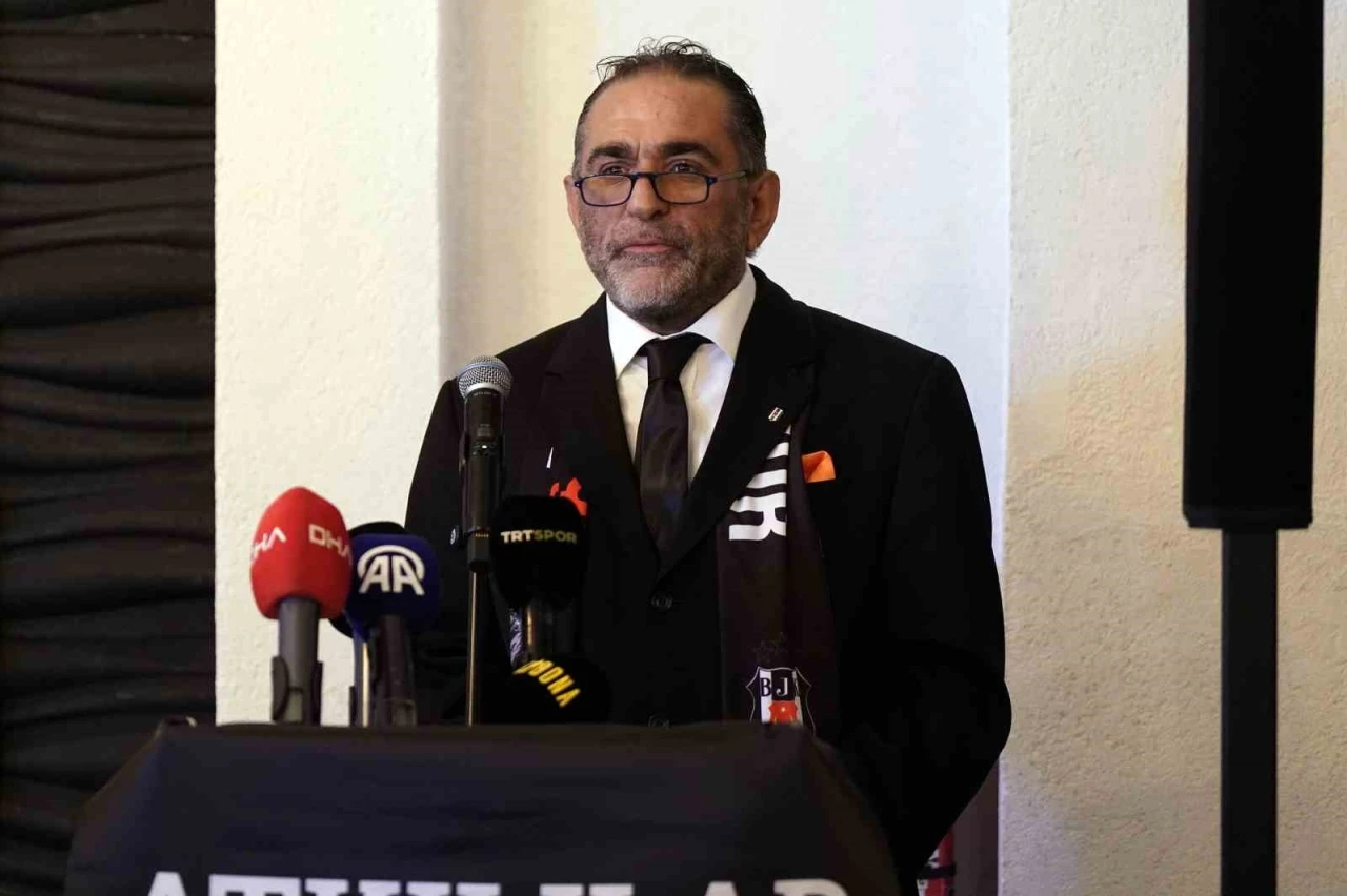 Beşiktaş Başkan Adayı Gürkan Aksoy, yönetim kurulunu tanıttı
