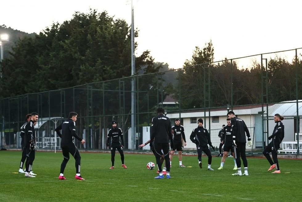 Beşiktaş, &Ccedil;aykur Rizespor ma&ccedil;ı hazırlıklarını tamamladı
