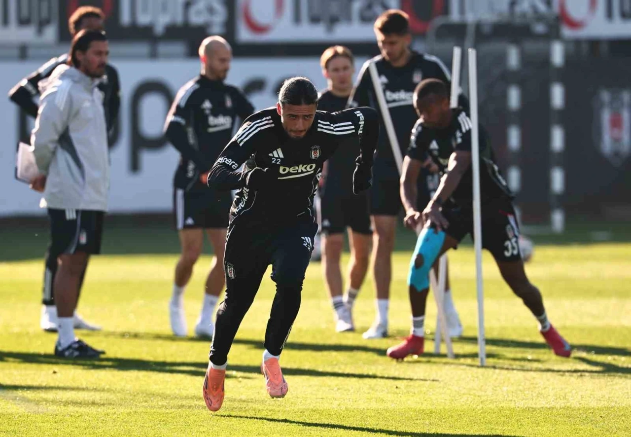 Beşiktaş, &Ccedil;aykur Rizespor ma&ccedil;ının hazırlıklarını s&uuml;rd&uuml;rd&uuml;

