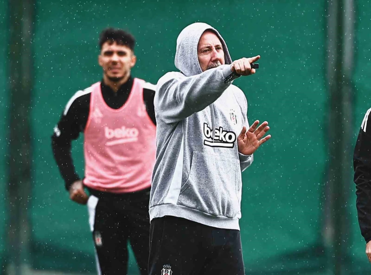 Beşiktaş, Konyaspor ma&ccedil;ı hazırlıklarına devam etti
