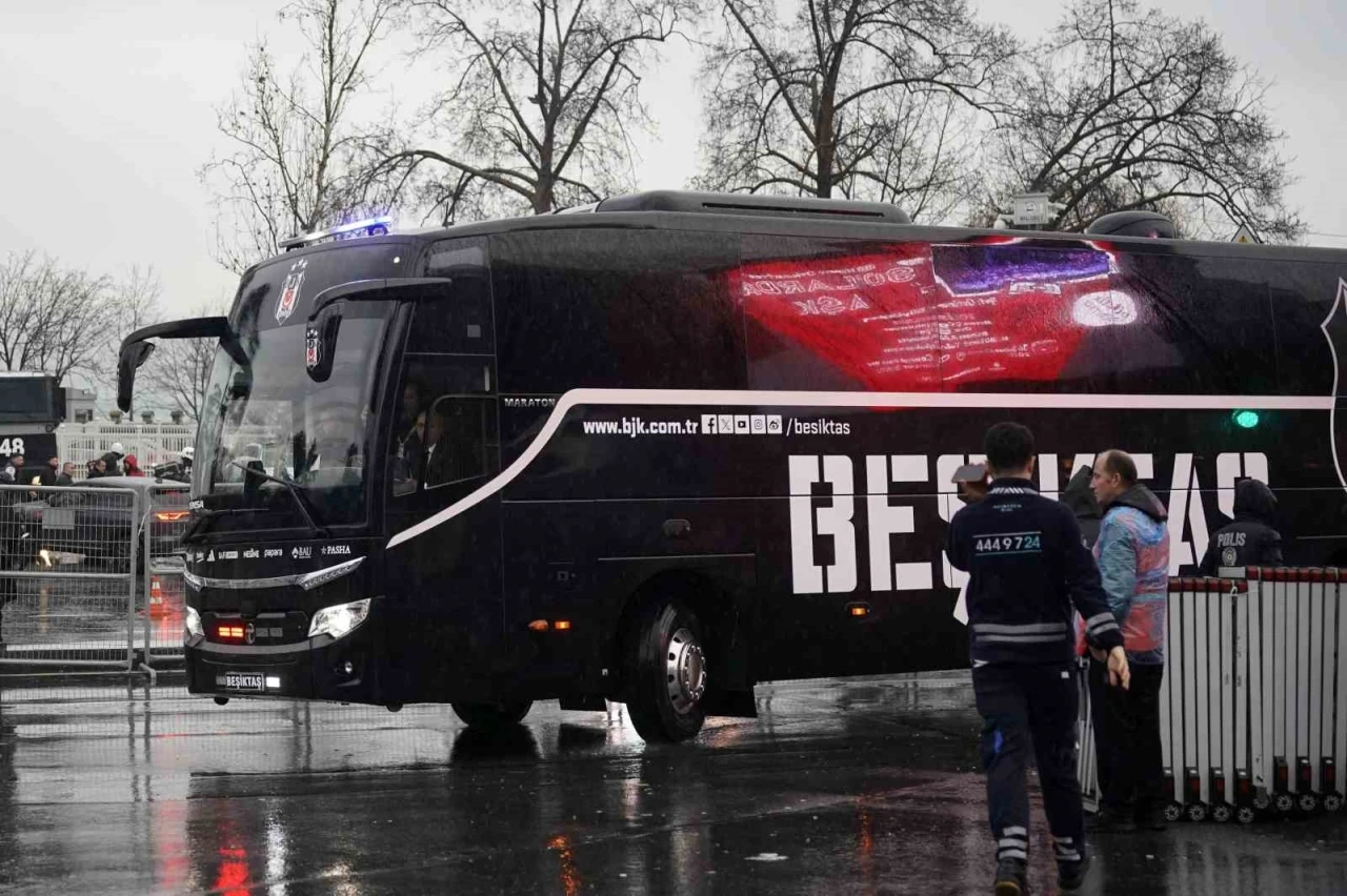 Beşiktaş, Trabzonspor maçı için stada geldi