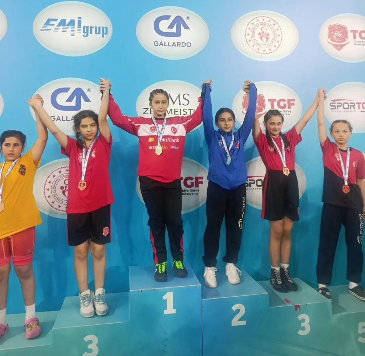 Besnili Damla Akdağ T&uuml;rkiye şampiyonu oldu
