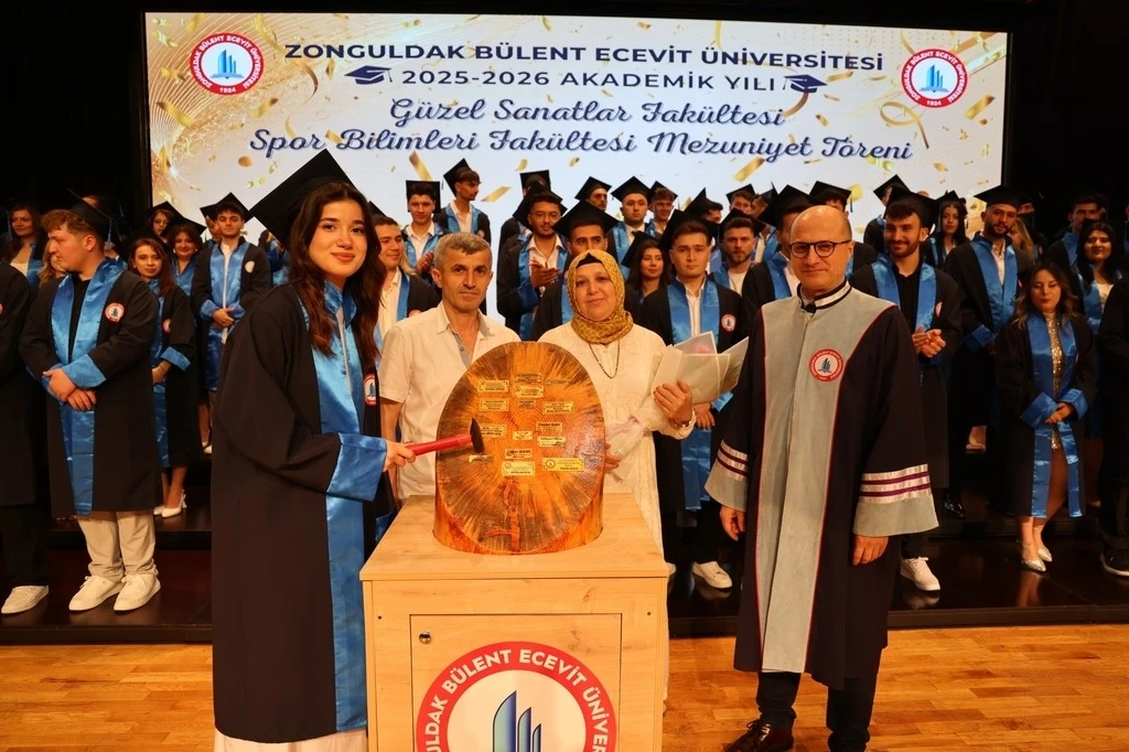 BEUN&rsquo;da mezuniyet sevinci; G&uuml;zel Sanatlar ve Spor Bilimleri Fak&uuml;lteleri yeni mezunlarını verdi
