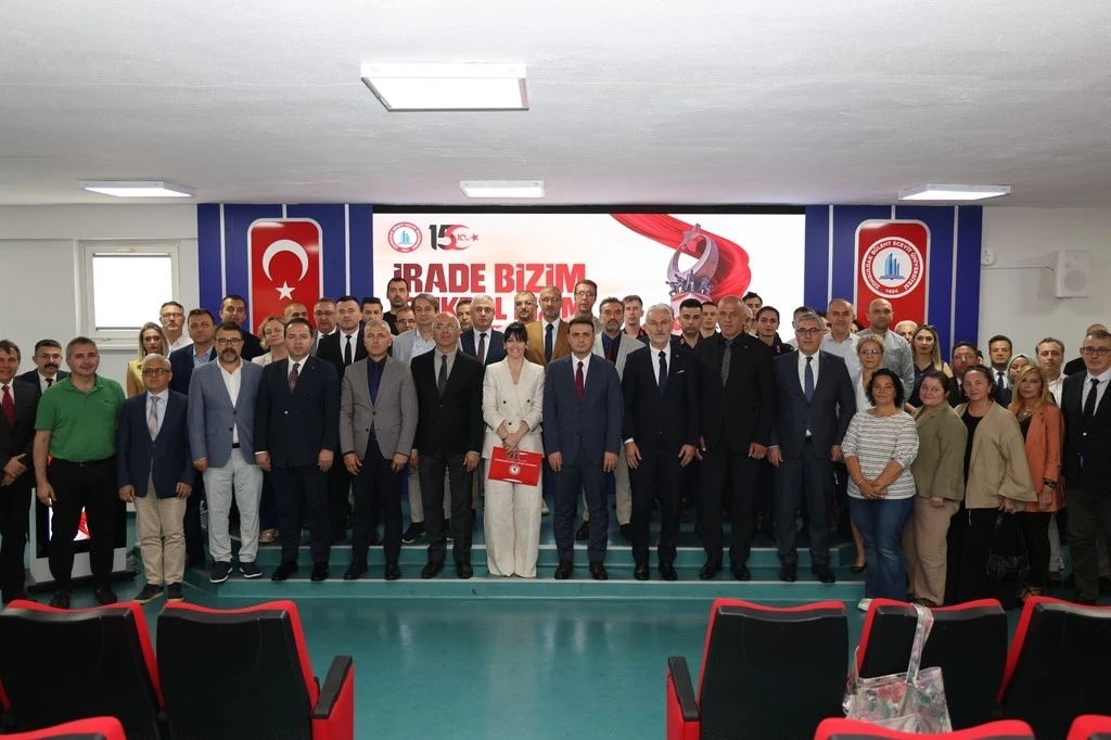 BEUN&rsquo;da "10. Yılında 15 Temmuz: Milli Birlik ve Demokrasi Zaferi" konferansı
