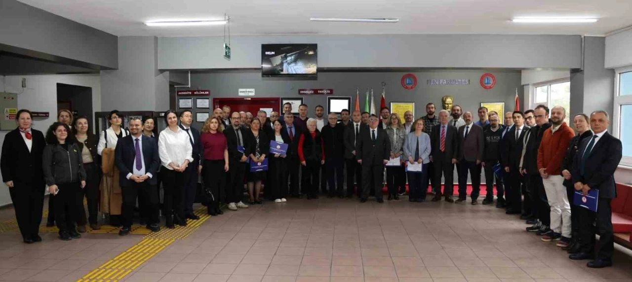 BEUN Fen Fak&uuml;ltesi 2025-2026 akademik kurul toplantısı ger&ccedil;ekleştirildi
