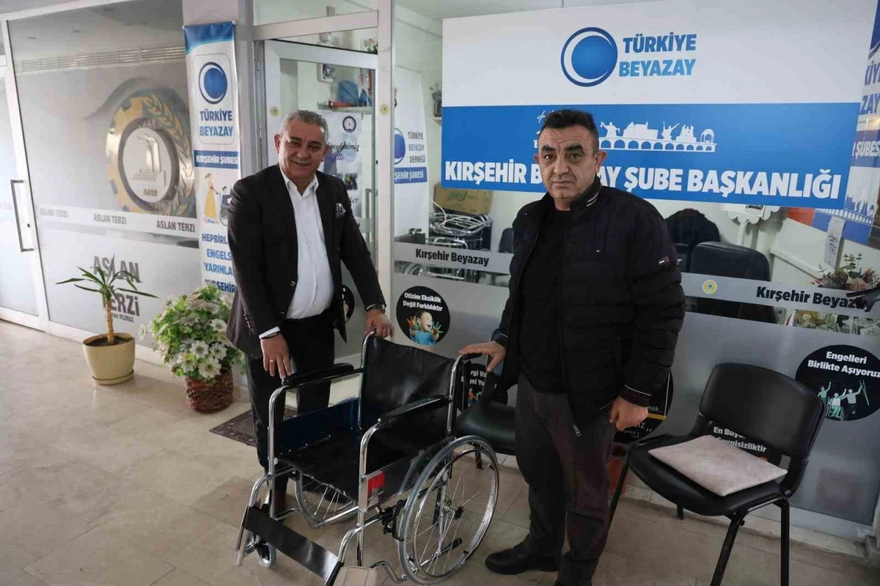 Beyaz Ay Derneği Şube Başkanı G&ouml;&ccedil;men: "Vatandaşlarımızın her zaman yanında olmaya gayret ediyoruz"
