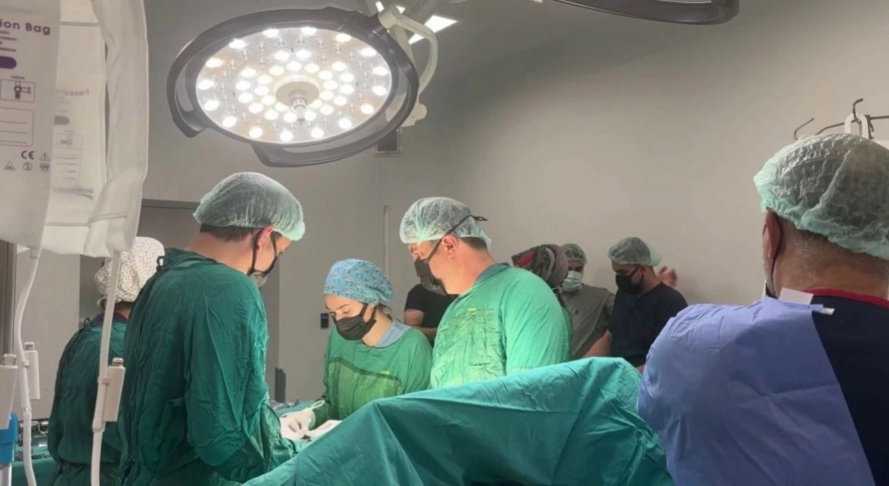 Beyin ölümü gerçekleşen gencin organları 2 hastaya umut oldu
