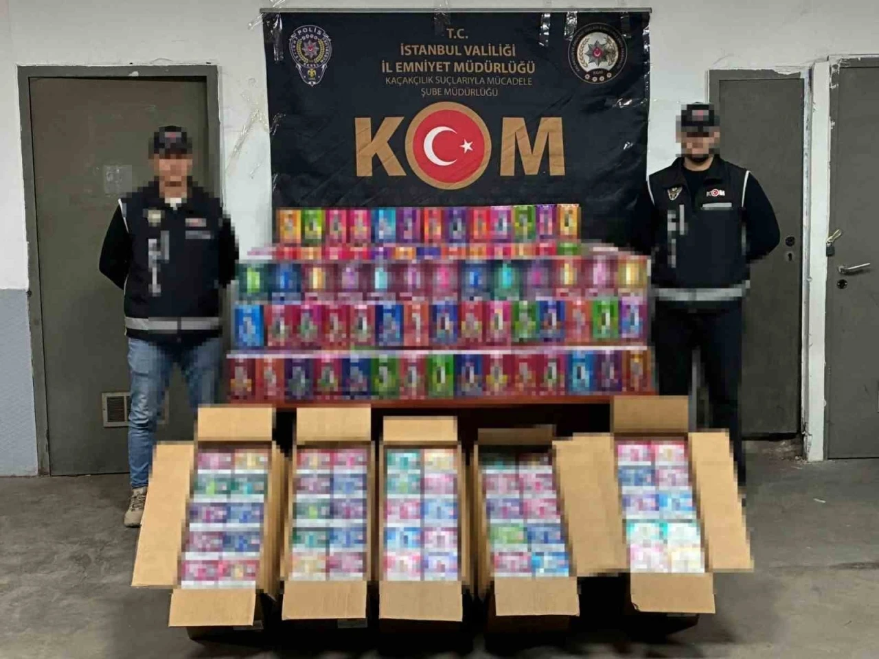 Beylikdüzü’nde okul çevrelerinde dron destekli denetim: 34 bin kaçak elektronik sigara ele geçirildi
