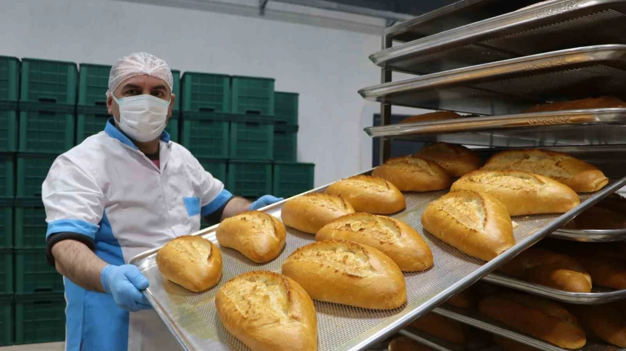 Beyşehir&rsquo;de halk ekmek Ramazan ayı boyunca 6 lira
