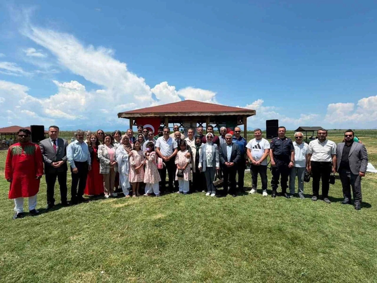 Beyşehir G&ouml;l&uuml;&rsquo;nde kardeşlik r&uuml;zgarı esti
