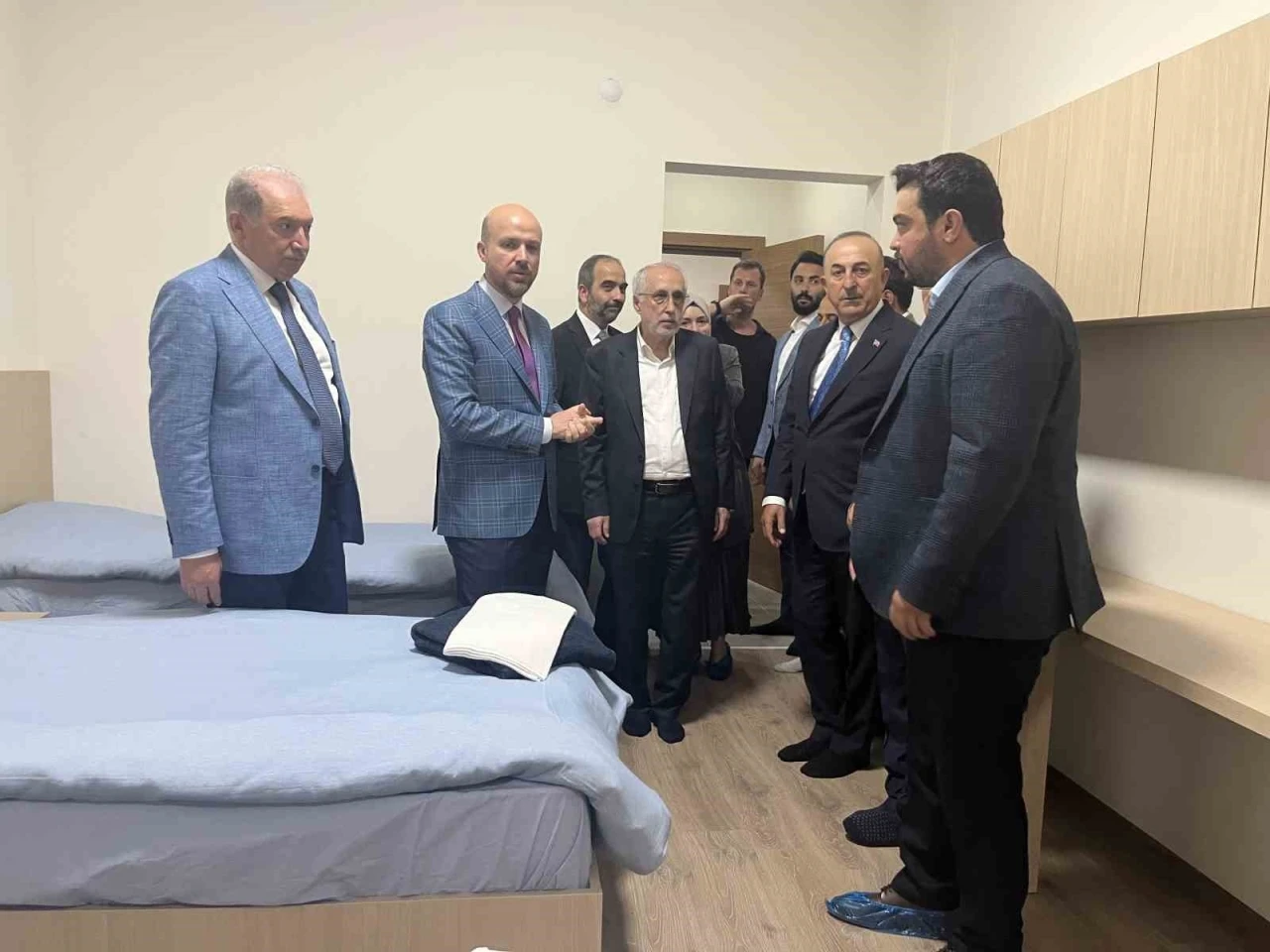 Bilal Erdoğan: &quot;Öğretmenlerimize daha çok değer vermeliyiz çocuklarımızın öğretmen olmasını teşvik etmeliyiz&quot;

