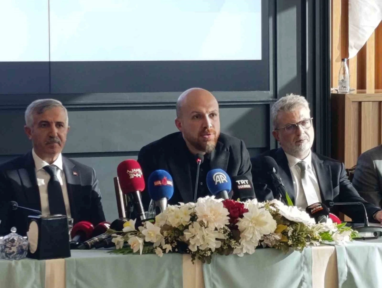 Bilal Erdoğan: "Suriye&rsquo;nin m&uuml;reffeh, stabil bir &uuml;lke olması b&ouml;lge barışı i&ccedil;in &ccedil;ok &ouml;nemlidir"
