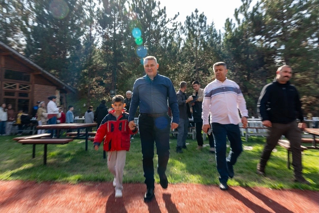 Bilecik emniyeti, çocukların gönüllerine dokundu
