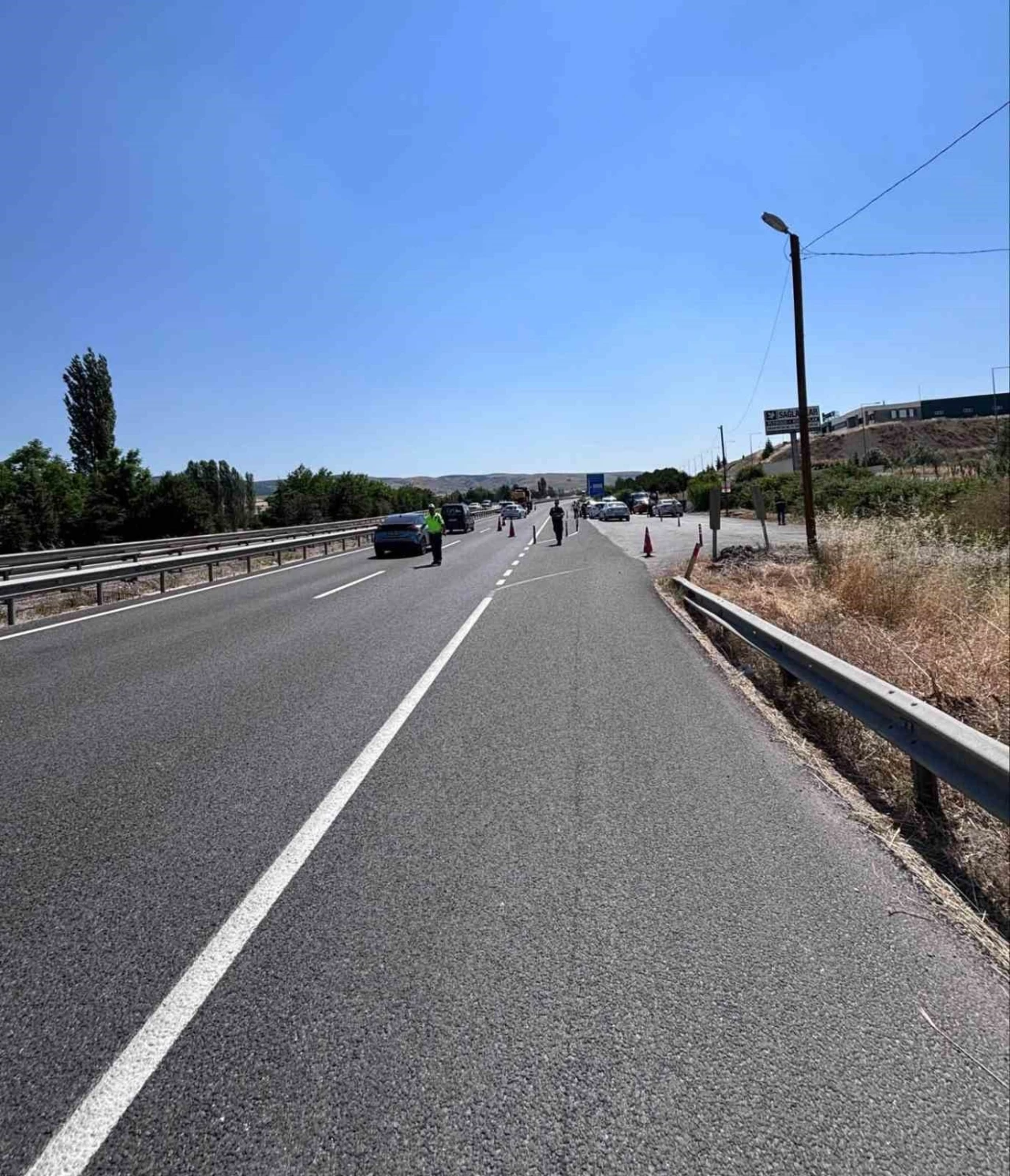 Bilecik&rsquo;te 445 şahıs ile bin 235 s&uuml;r&uuml;c&uuml; sorgulandı
