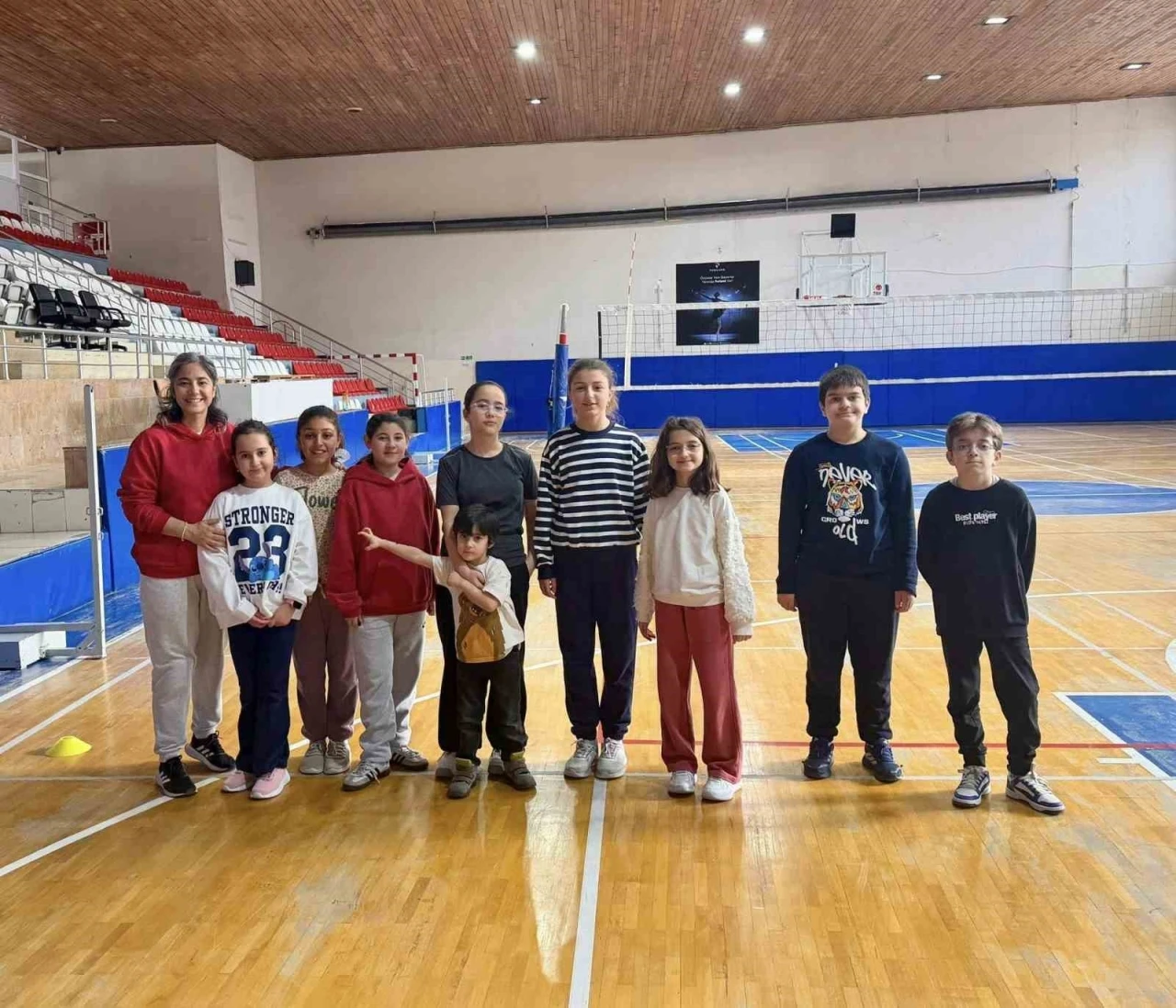 Bilecik&rsquo;te badminton spor okullarında tempolu antrenmanlar
