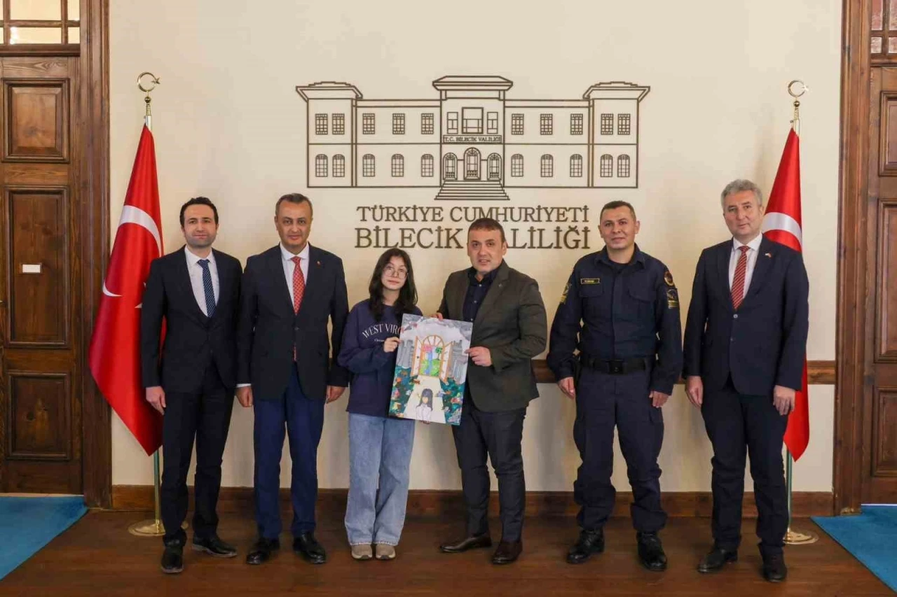 Bilecik&rsquo;te &lsquo;Bilin&ccedil;li T&uuml;ketici Olmak&rsquo; konulu resim yarışmasında birinci oldu
