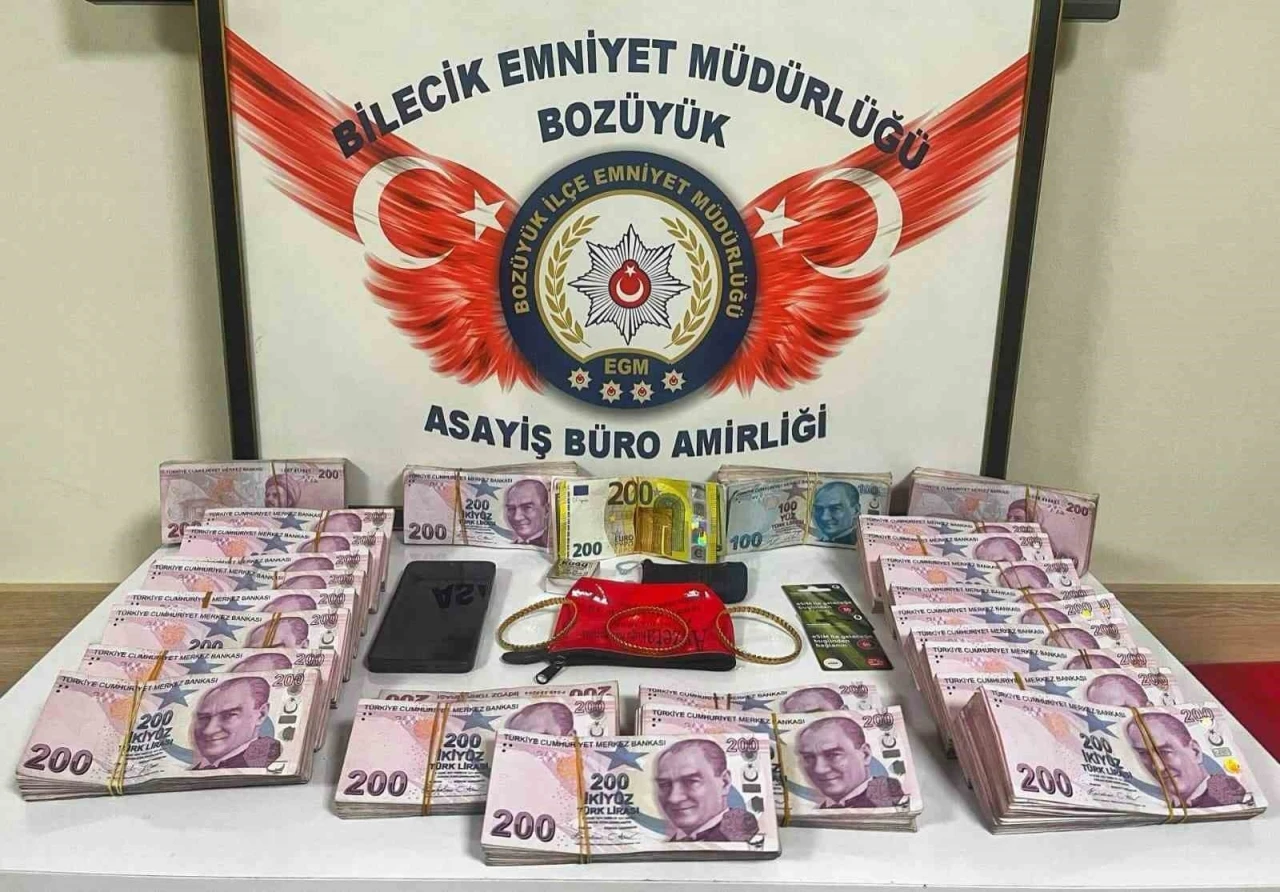 Bilecik&rsquo;te &lsquo;Binbaşıyım&rsquo; yalanıyla milyonluk vurgun yapan dolandırıcı yakalandı
