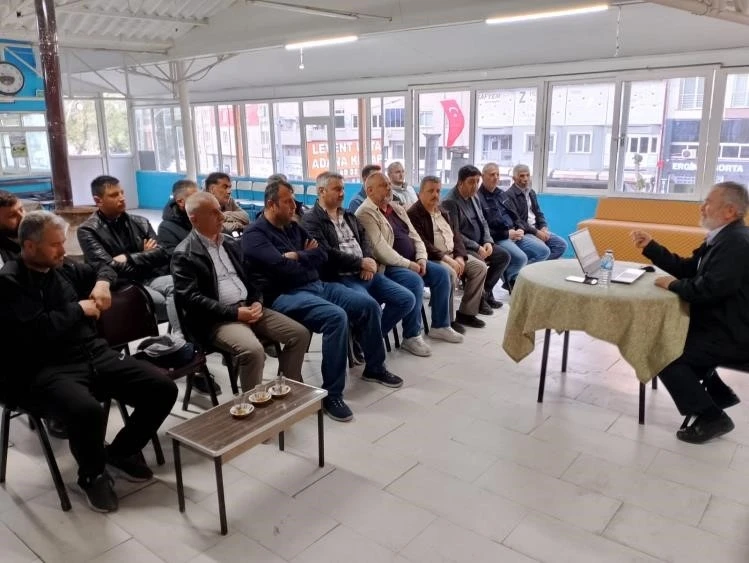 Bilecik’te ‘Değerleriyle Güçlü Ailem’ konulu sohbet programı düzenlendi
