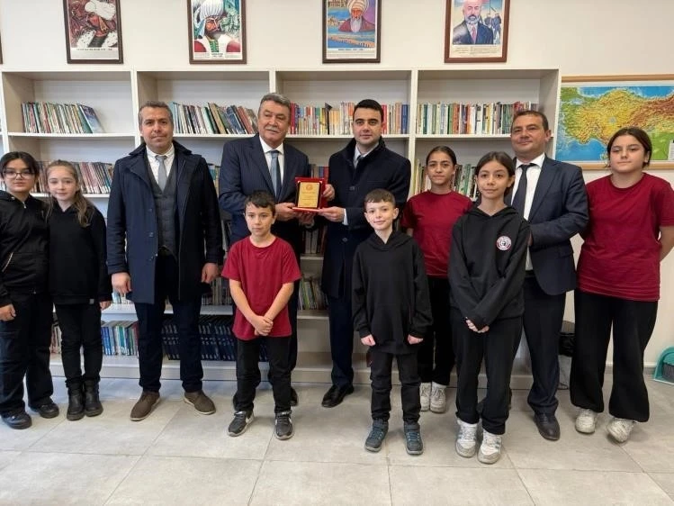 Bilecik’te hayırsever desteğiyle okul kütüphanesi yenilendi
