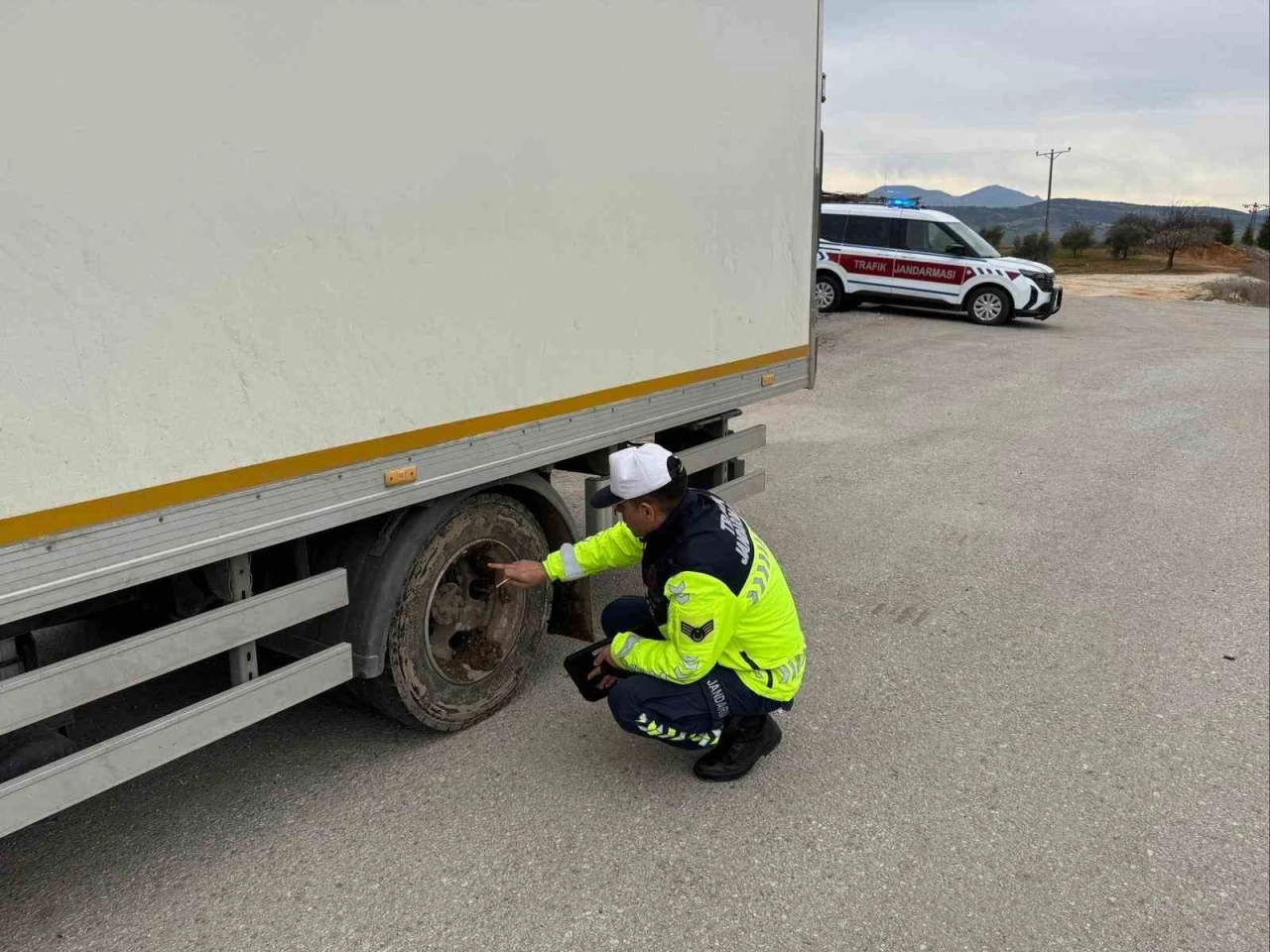 Bilecik&rsquo;te kış lastiği uygulaması denetimi yapıldı
