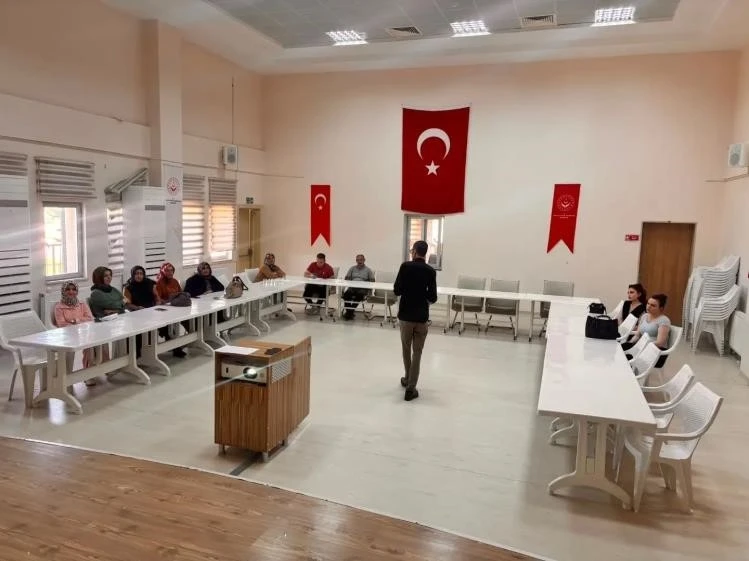 Bilecik&rsquo;te kumar bağımlılığı ve &ccedil;ocuk yetiştirme eğitimi
