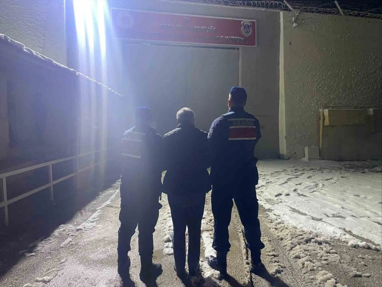 Bilecik&rsquo;te tehdit su&ccedil;undan aranan şahıs yakalandı
