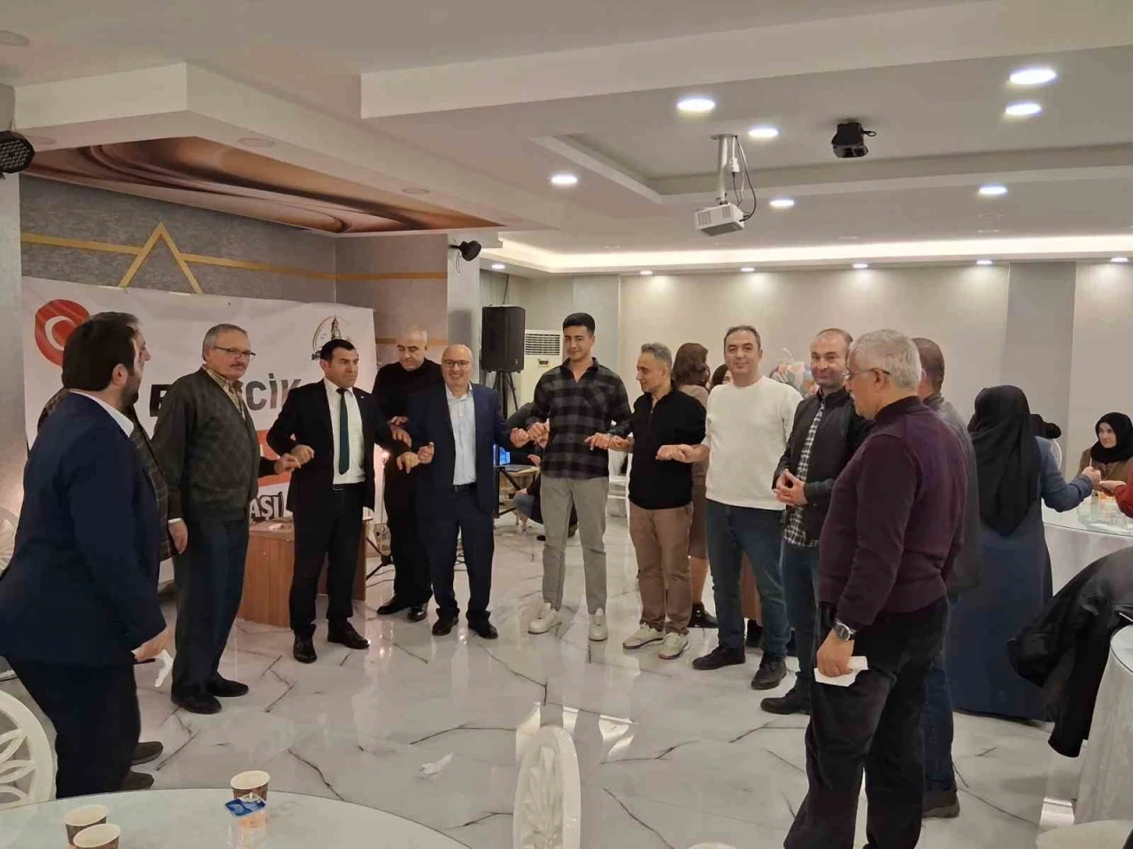 Bilecik&rsquo;te yaşayan Yozgatlılar &rsquo;Arabaşı Gecesi&rsquo;nde bir araya geldi
